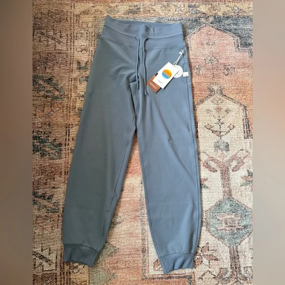 Vuori Daily Jogger Size XS Light Azure - Picture 1 of 9